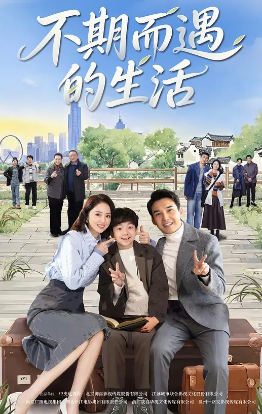 邻家女孩，主人的小奶狗，嫩穴以前舔的时候是咸的，现在操的时候是酸奶味的，吃屌口活进步不少，被撕破黑丝压倒式插入，上位骑乘猛烈蹲坐猛摇，骚话不断 - 樱花视频